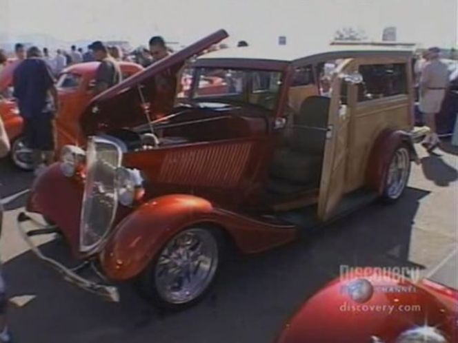 1933 Ford Custom Woodie Wagon