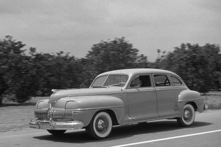 1942 De Soto Custom 5-Passenger Sedan [S-10]