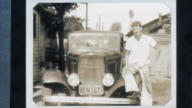 1932 Ford Model B 5-Window Coupé