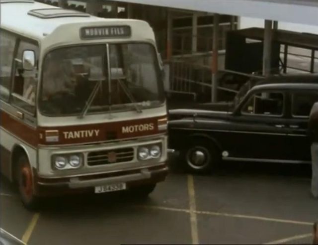 1981 Bedford VAS Duple Dominant