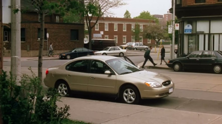 2000 Ford Taurus [D186]