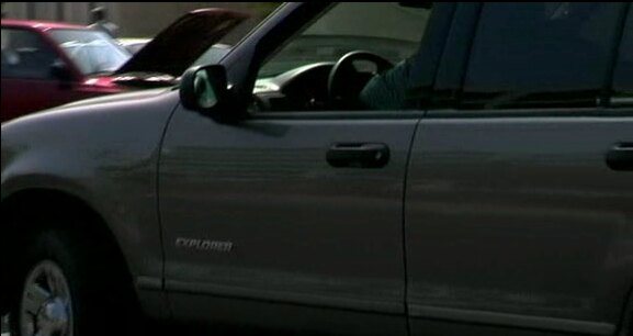 2004 Ford Explorer XLS [U152]