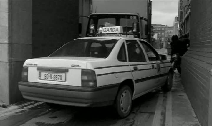 1990 Opel Vectra 1.6i [A]