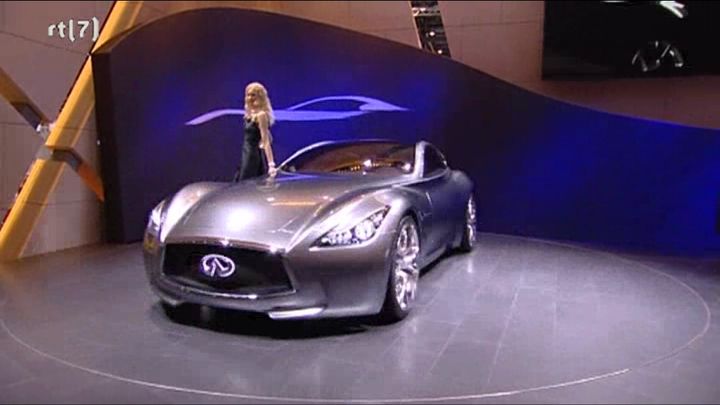 2009 Infiniti Essence 20th Anniversary