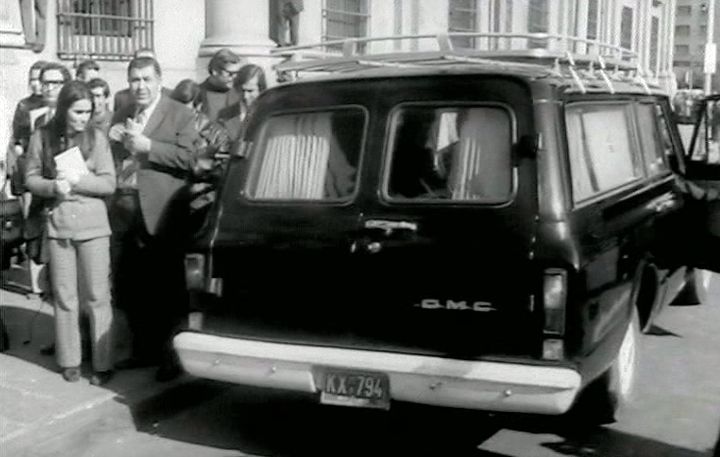 1967 GMC Suburban Carroza Fúnebre