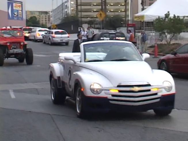 2003 Chevrolet SSR [GMT368]