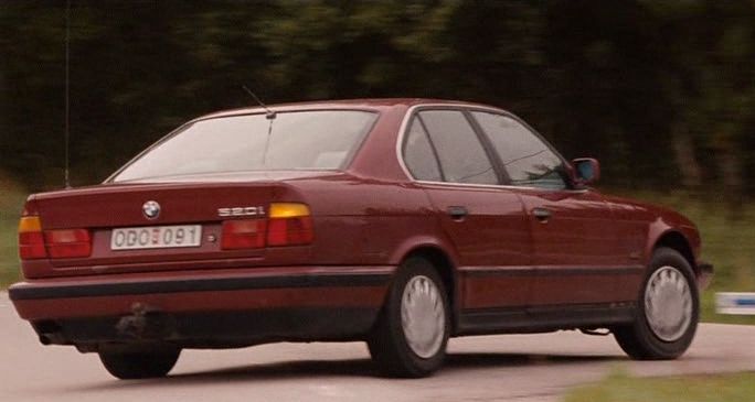 1989 BMW 520i [E34]