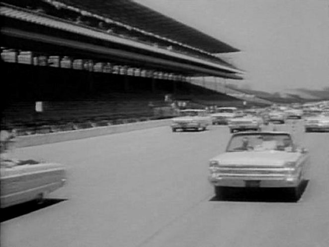 1965 Plymouth Fury III Convertible [P35]