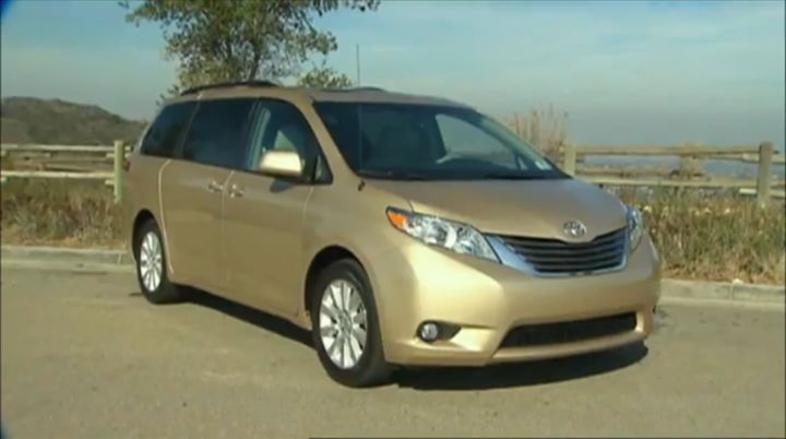 2011 Toyota Sienna XLE [SL30]