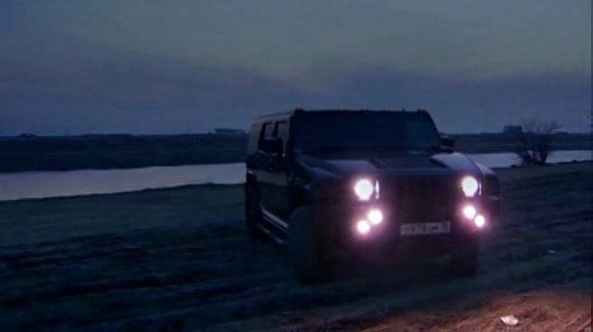 2003 Hummer H2 [GMT820]