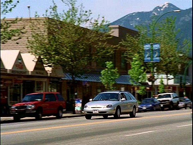 1995 Ford Explorer [UN105]