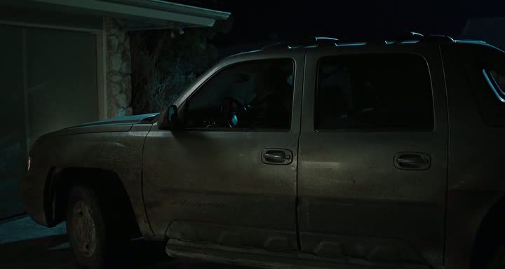 2002 Chevrolet Avalanche [GMT805]