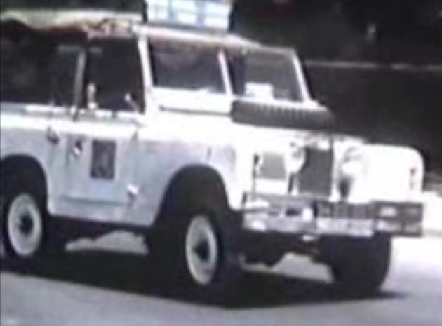 Land-Rover 88'' Series IIa