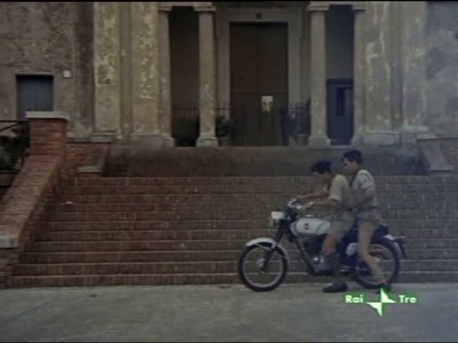 Gilera 124 5V Strada