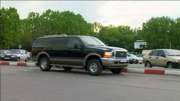 2000 Ford Excursion [UW137]
