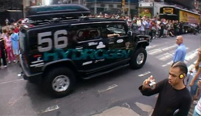 2003 Hummer H2 [GMT820]