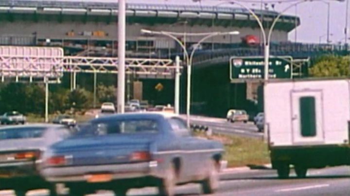 1974 Plymouth Duster