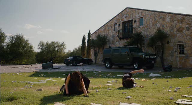 2003 Hummer H2 [GMT820]