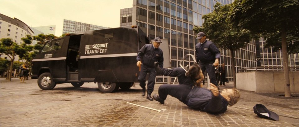 Mercedes-Benz Security Van Labbé [T1]