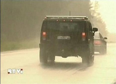 2003 Hummer H2 [GMT820]