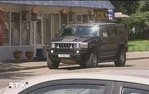2003 Hummer H2 [GMT820]