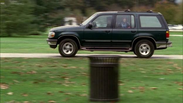 1995 Ford Explorer XLT [UN105]
