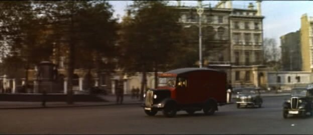 Morris-Commercial LC3 Royal Mail Van