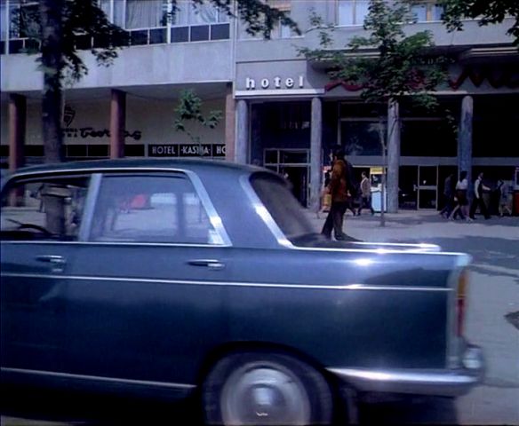 Peugeot 404