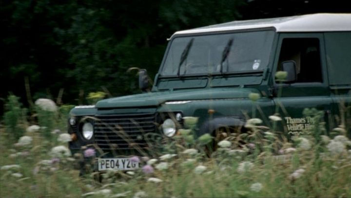 2004 Land-Rover Defender 90