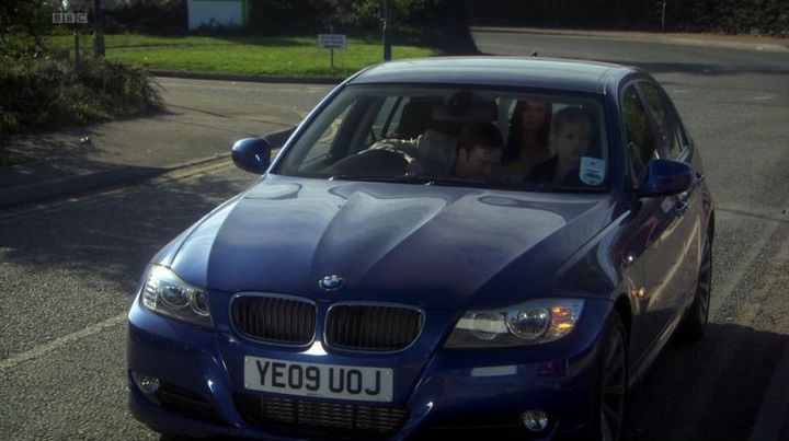 2009 BMW 318d SE [E90]