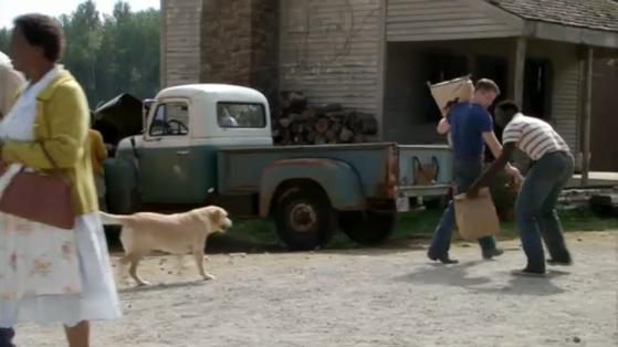 International Harvester R-120