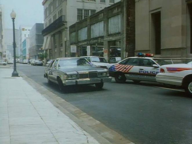 1990 Ford Taurus 'Police Package' [DN5]