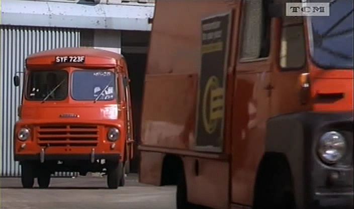 1968 Morris LD 360 Royal Mail