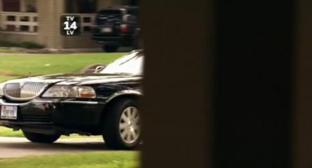 2003 Lincoln Town Car
