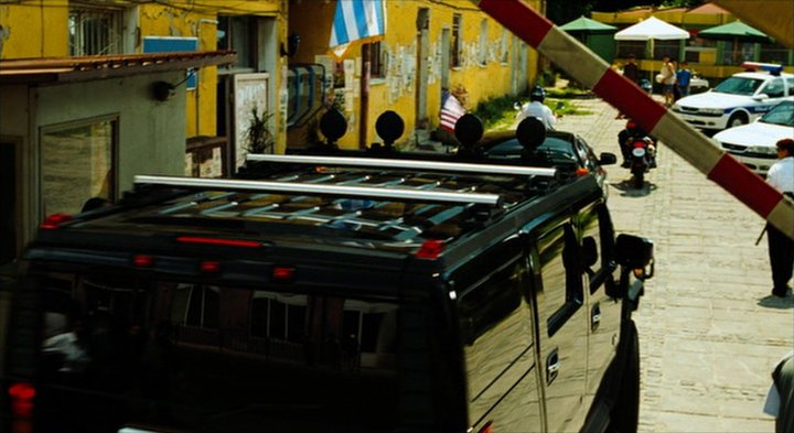 2003 Hummer H2 [GMT820]