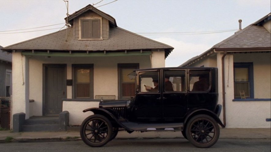 1924 Ford Model T Fordor Sedan