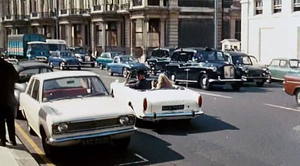 1967 Ford Cortina Deluxe MkII