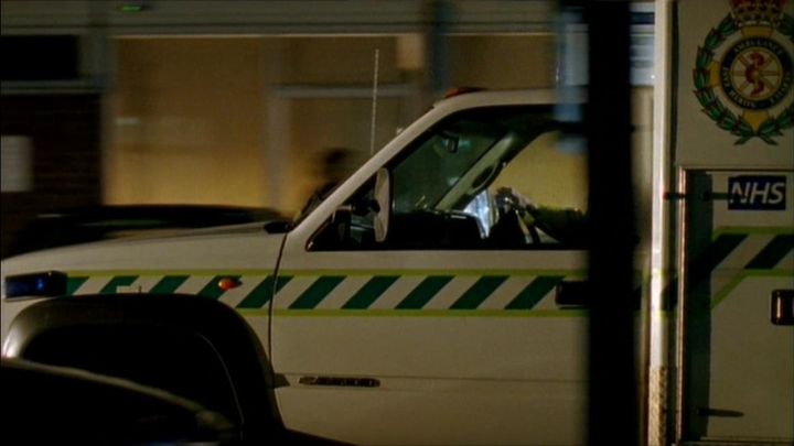 1997 Chevrolet Suburban Ambulance K-3500 Wheeled Coach UK ARMA [GMT480]