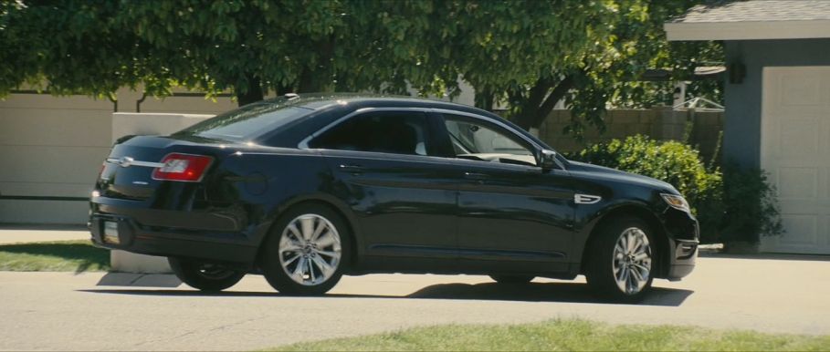 2010 Ford Taurus Limited