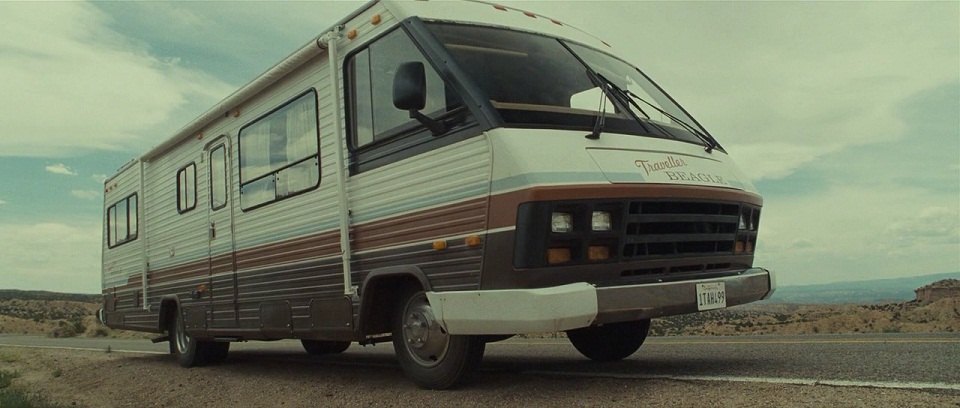1987 Winnebago Chieftain 'Traveller Beagle'