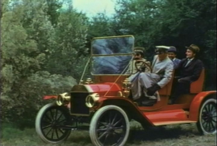 1910 Ford Model T Tourabout