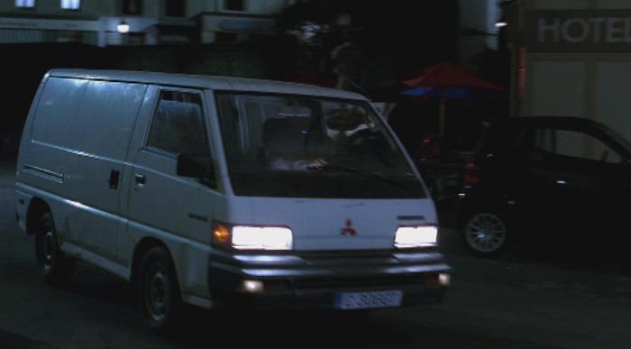 1987 Mitsubishi Van [P04V]