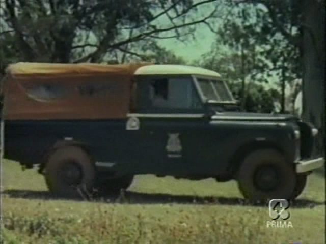 Land-Rover 109'' Series IIa