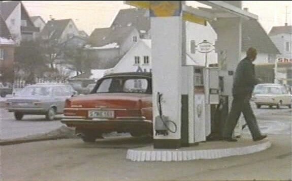 1969 Audi 100 C1 [F104]