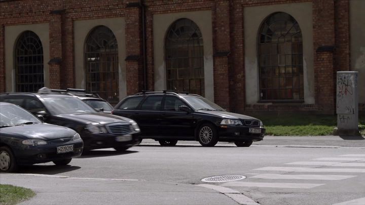 2001 Volvo V40 Gen.1