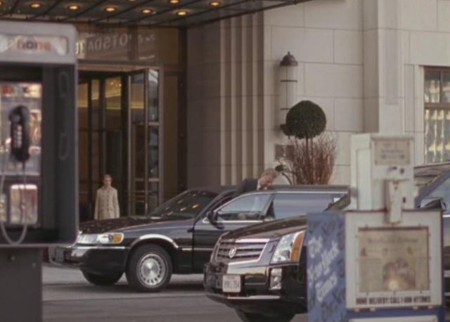 2004 Cadillac SRX [GMT265]