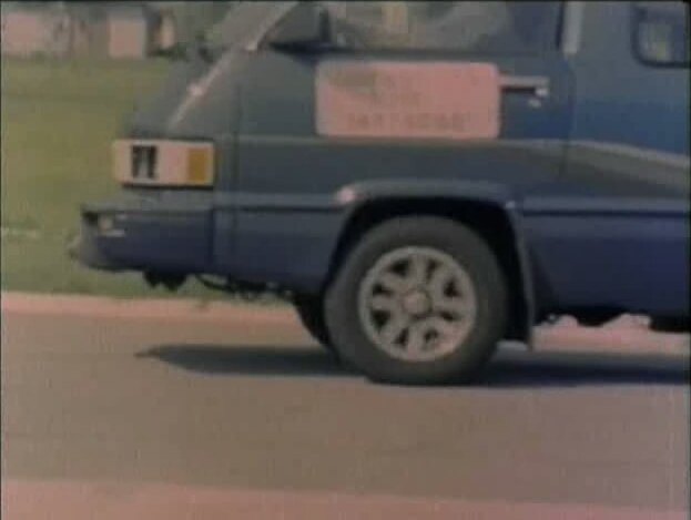 1984 Toyota Van [R20]