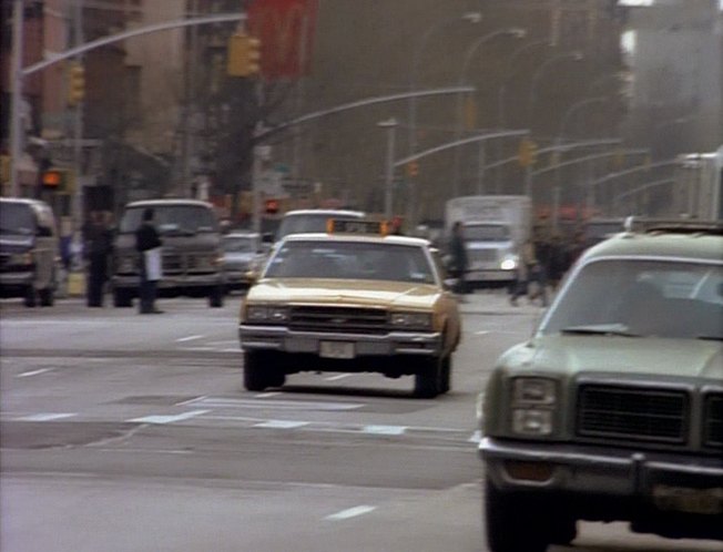 1977 Dodge Monaco