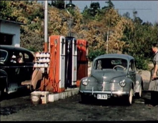 1950 Renault 4CV Luxe [R1062]