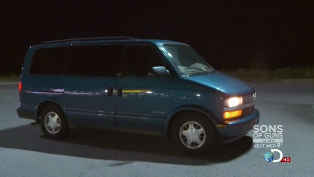 1999 Chevrolet Astro LT